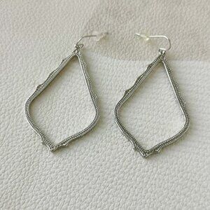 Kendra Scott Sophee Drop Earrings | Silver